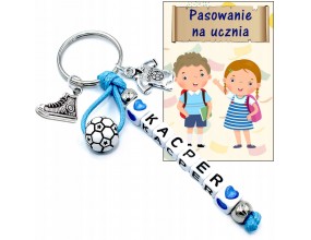 BRELOK IMIE PREZENT NA PASOWANIE NA UCZNIA ŚLUBOWANIE PAMIĄTKA UCZEŃ